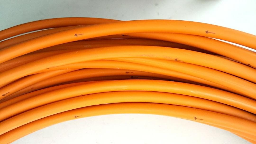 超特価！いまだけ！　光ファイバHDMIケーブル 30m KM-HD20-FB30