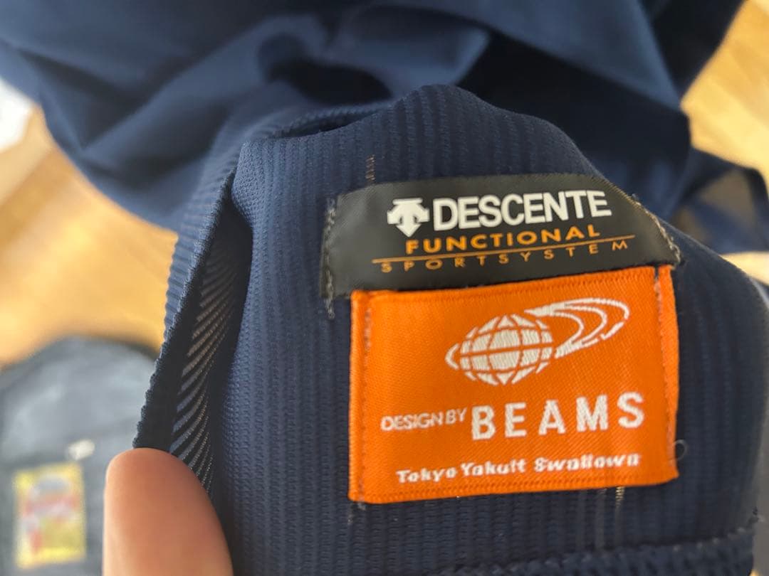 美品　ヤクルトスワローズ　ユニフォーム宮本 6 ビジター　刺繍　レア