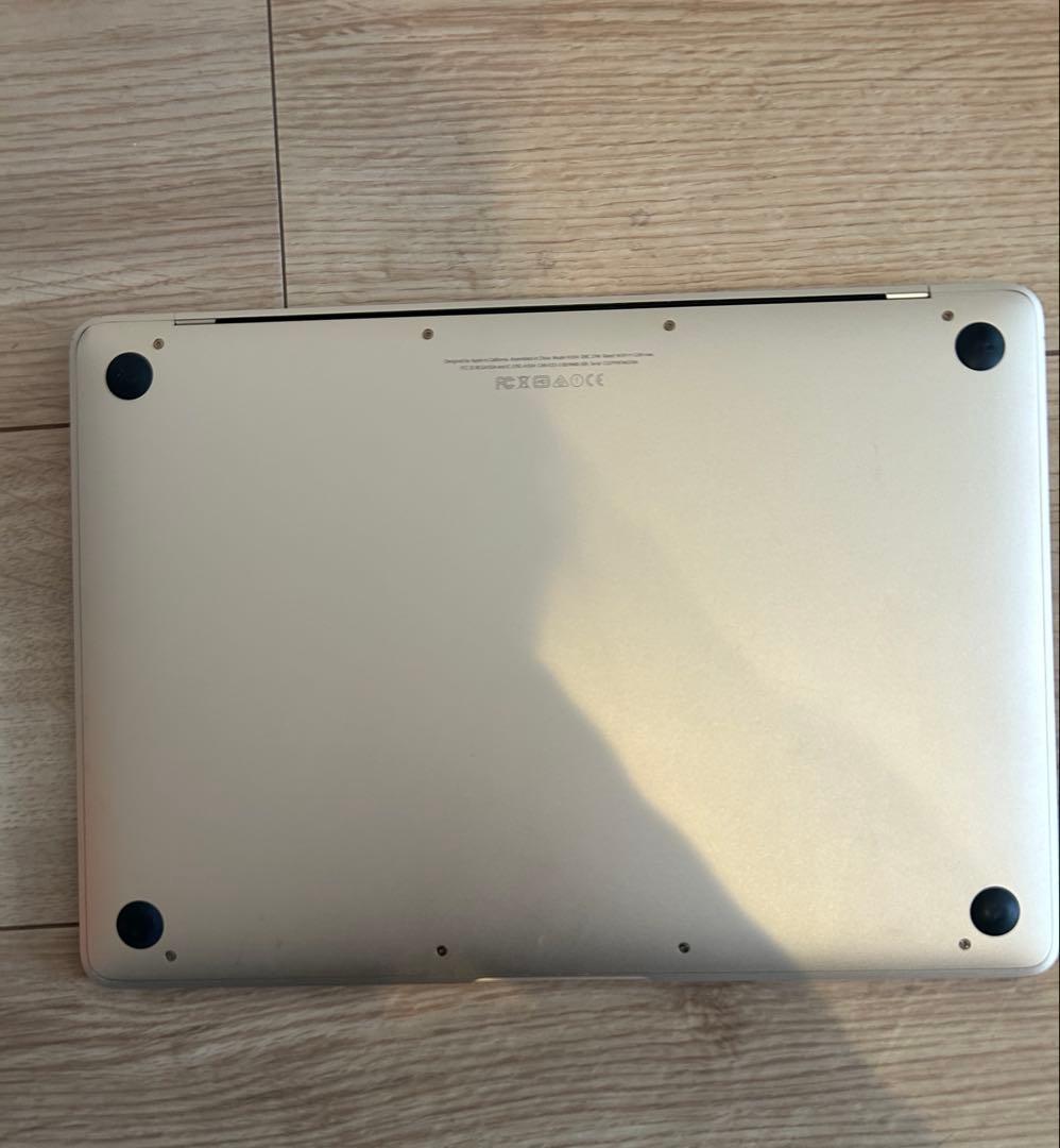 MacBook本体 MacBook Catalina