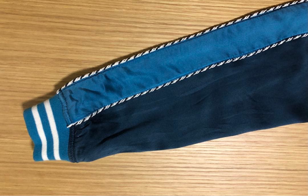 AVIREX レディース　シルク　リバーシブルスカジャン　レディース