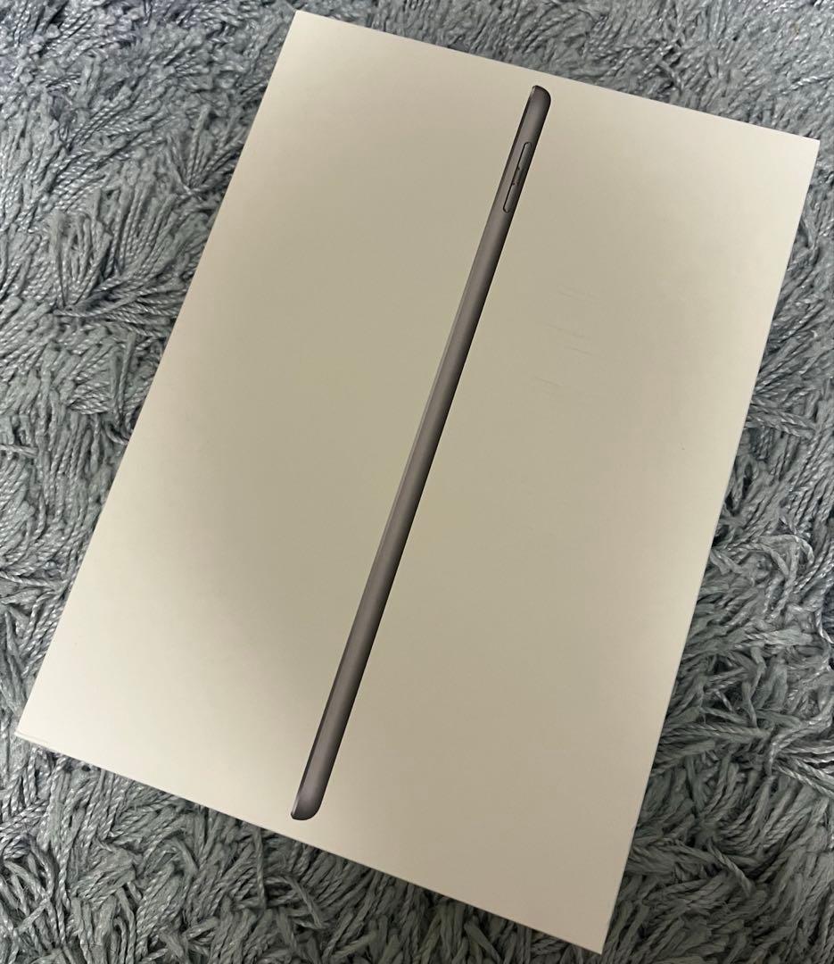 iPad（第６世代）32GB Wi-Fi+Cellular スペースグレー