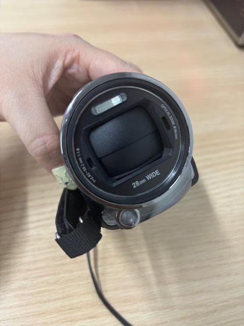 【通電確認済】Panasonic パナソニック HC-V700M　ビデオカメラ