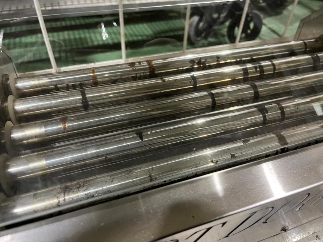 フランクフルト・ホットドッグ回転ローラー付き焼き器