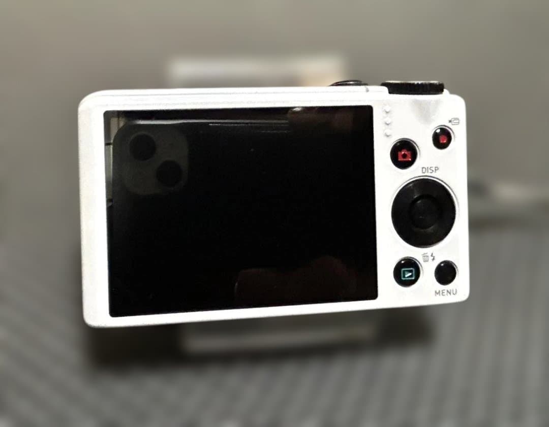 CASIO EXILIM ホワイト 12.5倍ズーム