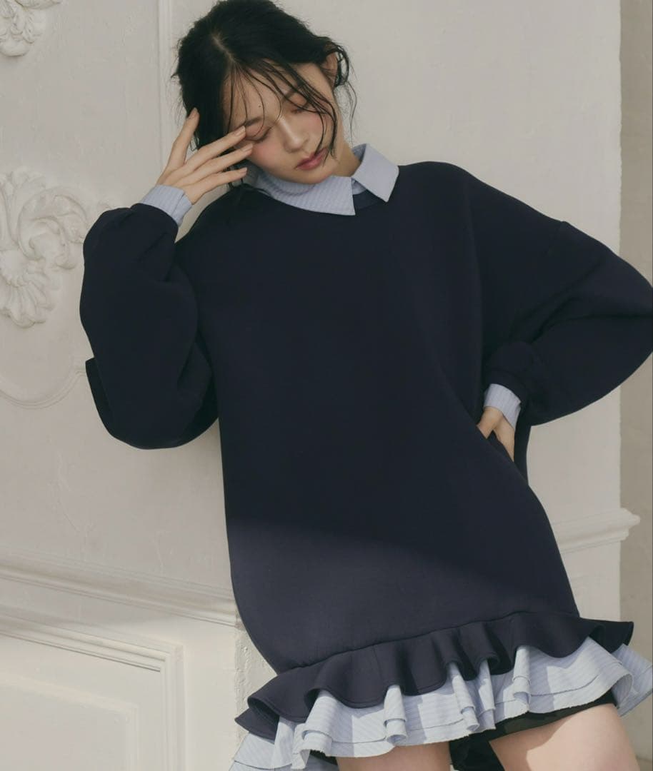 Olu. フリルレイヤードダンボールスウェット　ネイビー