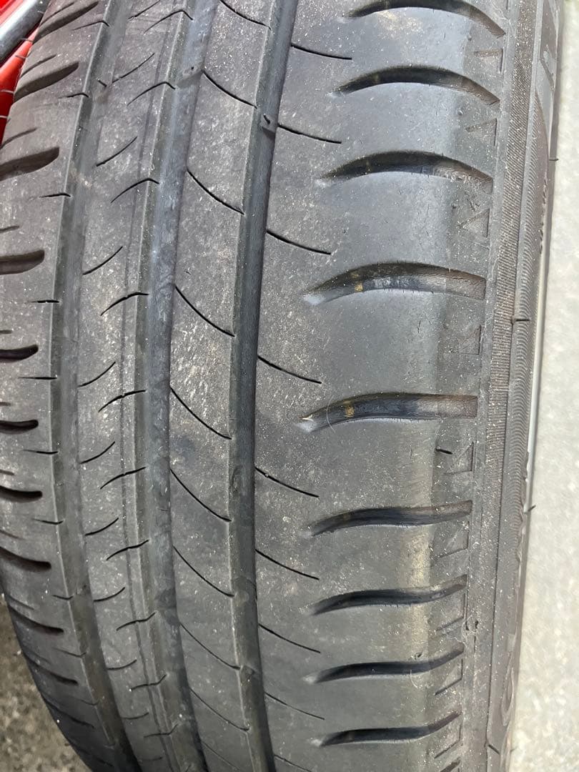 w124メルセデス・ベンツ 純正15インチ ホイールセット