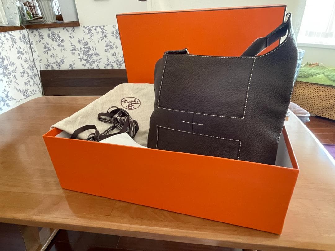 HERMES グッドニュース GM エトゥープ L刻印（箱・袋付）