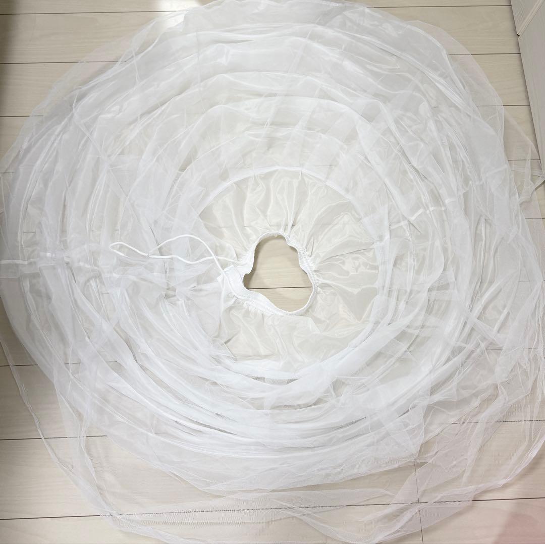 ウェディングドレス　パニエ付き