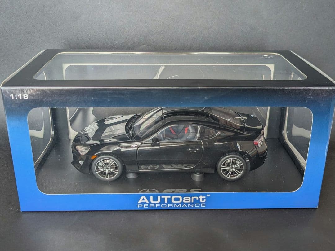 【ハチハチ】オートアート 1/18 サイオン FR-S 86 北米仕様