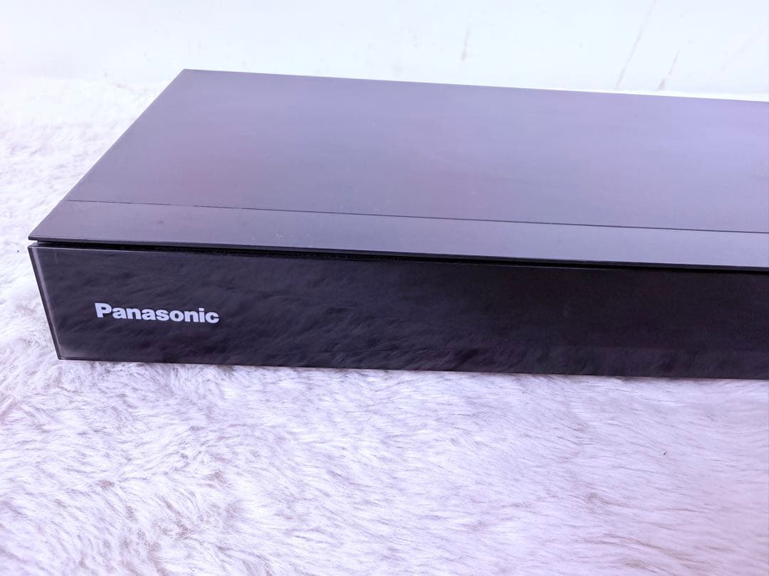 美品Panasonic DMR-BRW1050ブルーレイ 1TB 新品リモコン付