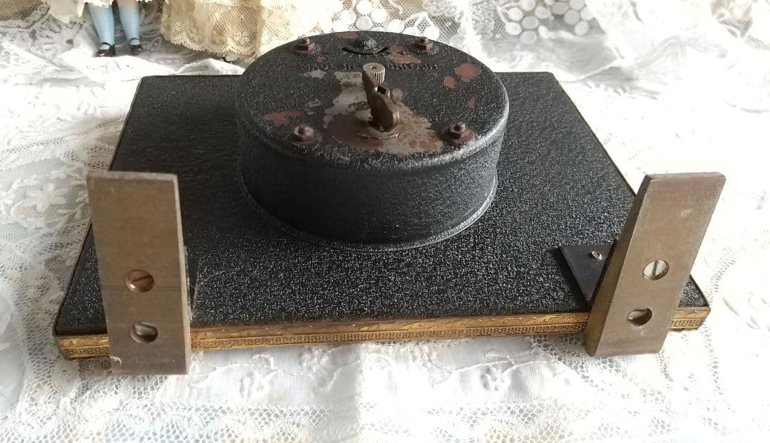 角型❀アンティーク　プチポワン時計　イギリス製♪可動確認済