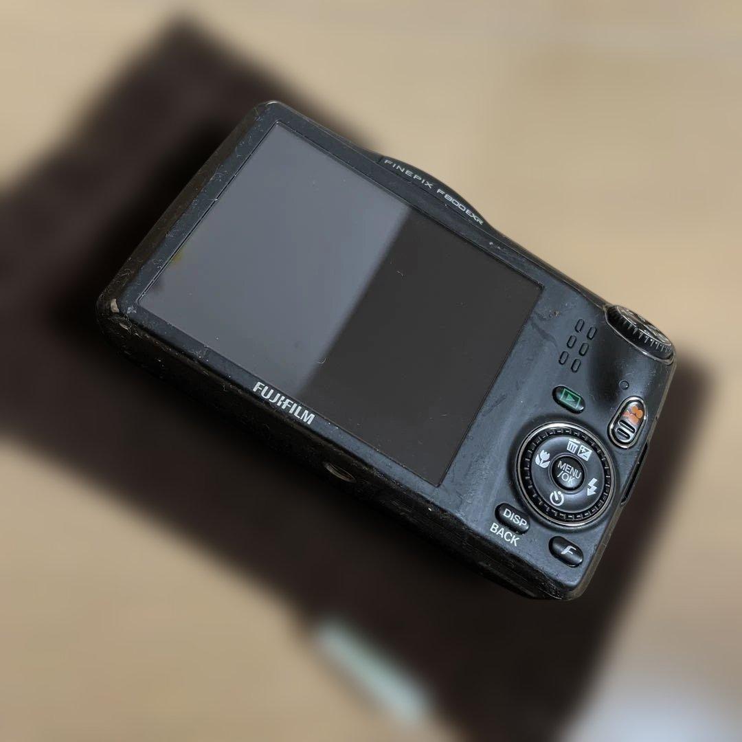 付属品完品・動作良好 FUJIFILM FINEPIX F800 EXR カメラ