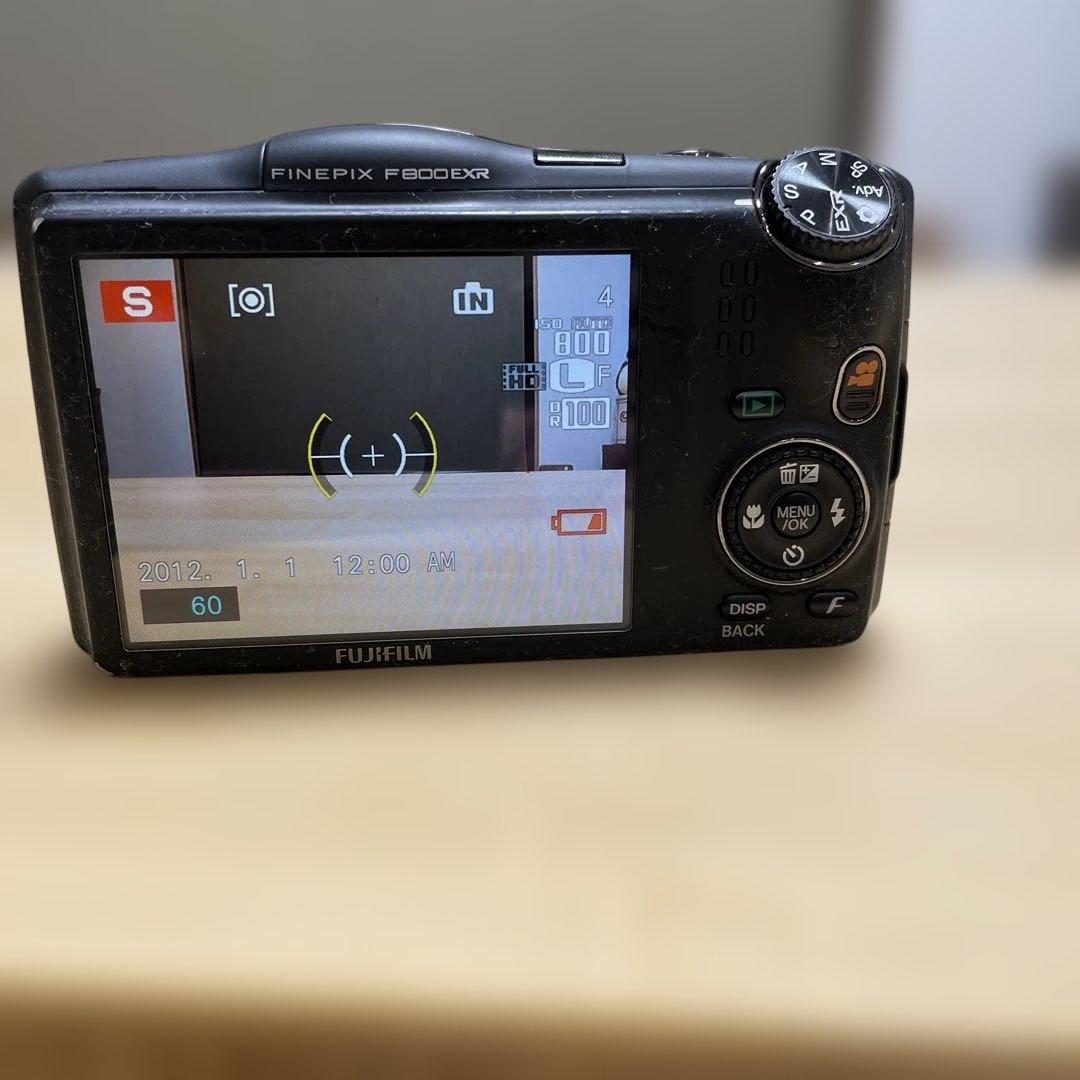 付属品完品・動作良好 FUJIFILM FINEPIX F800 EXR カメラ