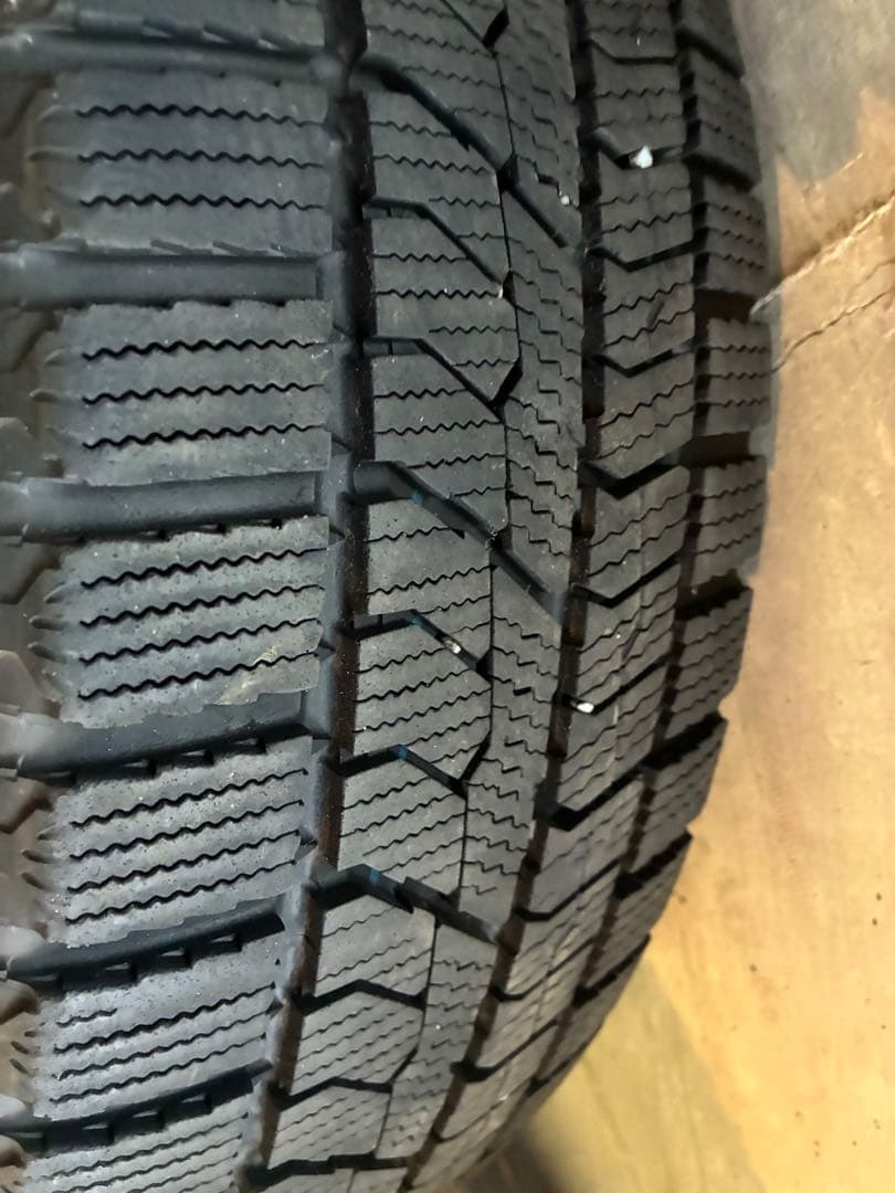 TOYOタイヤスダッドレス　195 65/16R ホイールセット