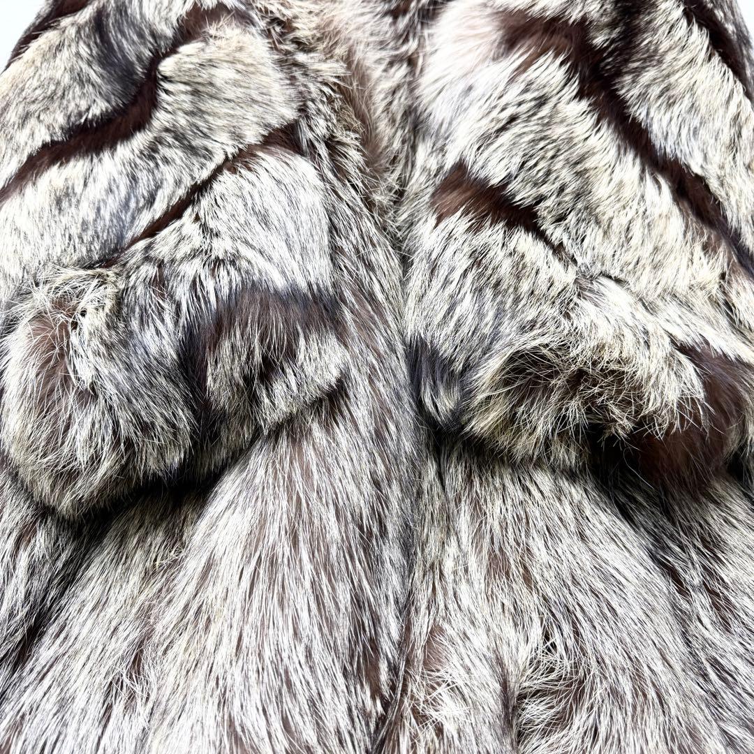 サガフォックス 2222 LUPIAN FUR シルバーフォックス 毛皮 金サガ
