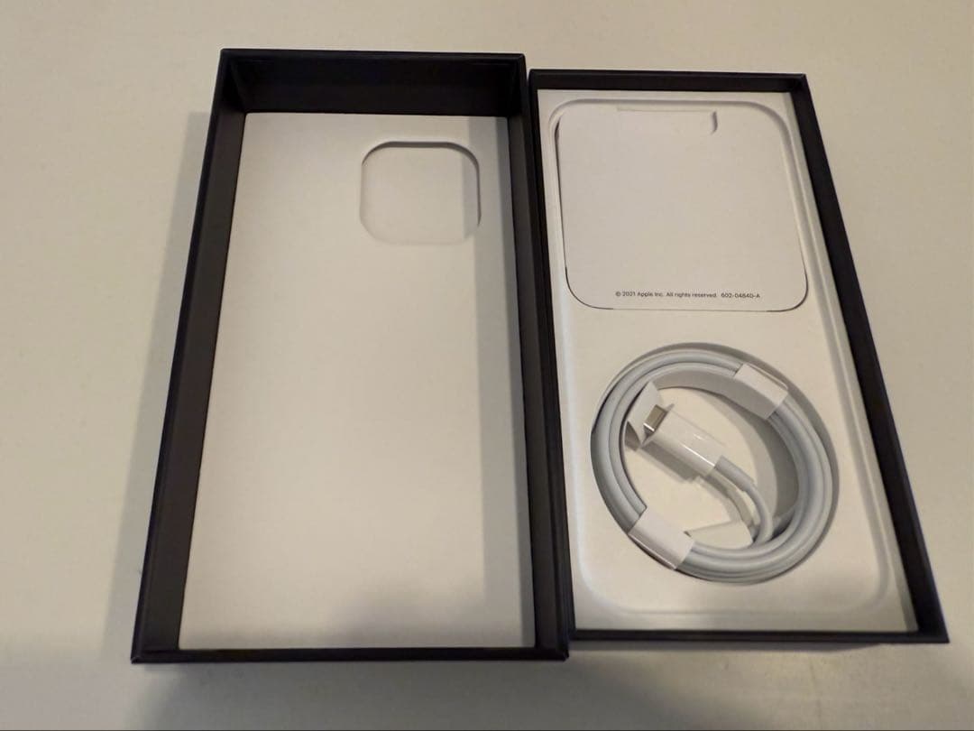 Apple iPhone 13pro 256GB グラファイト SIMフリー