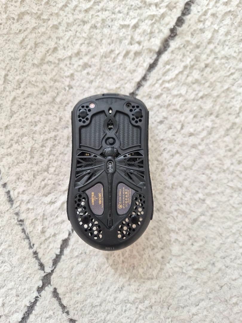 マウス・トラックボール Arbiter Studio AKITSU MEDIUM Black