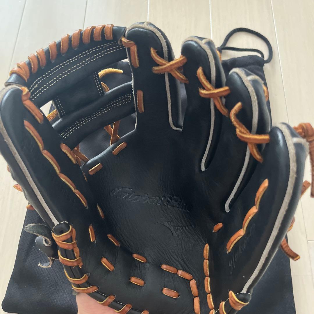 【わん】Mizuno グローバルエリート軟式野球グローブ 黒