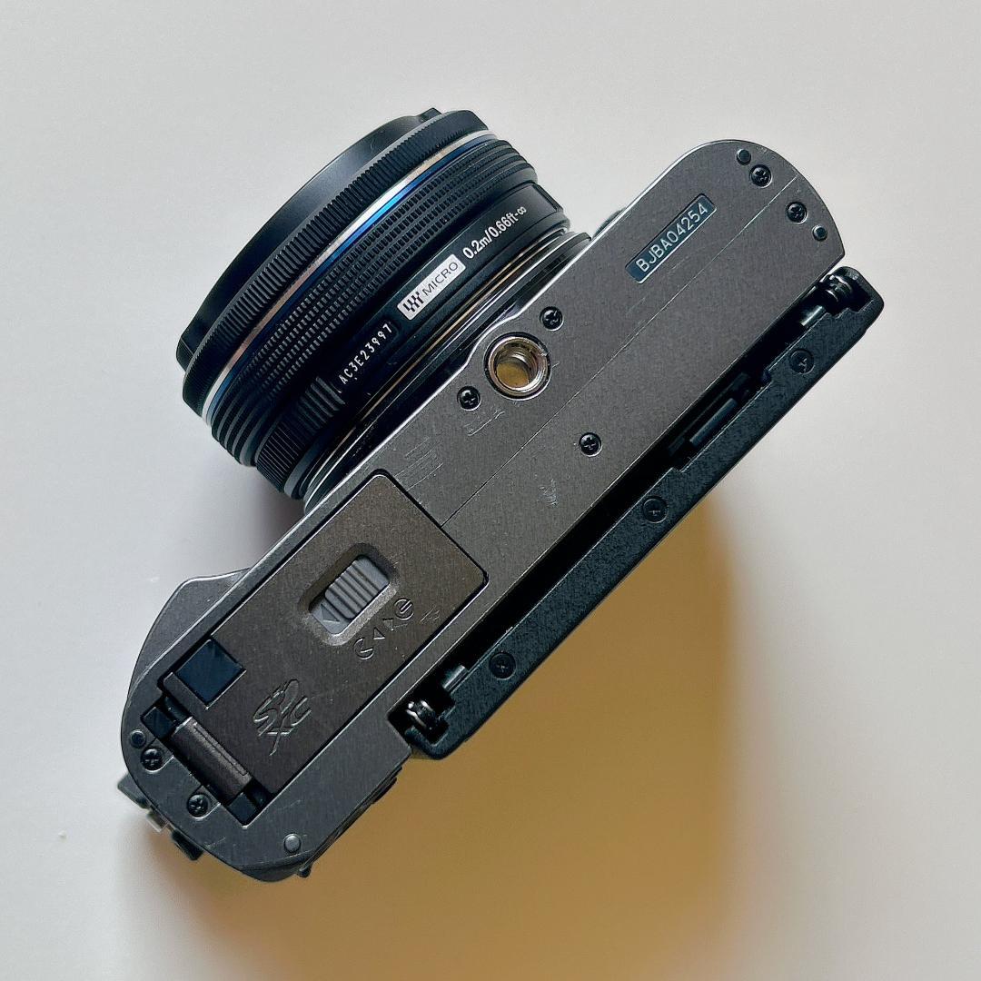 【OLYMPUS E-PL10 ミラーレス一眼カメラ　ブラック】スマホ転送