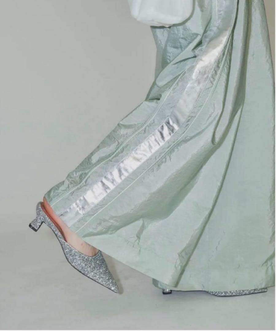 LA BELLE ETUDE チュールデザインメタリックワイドパンツ