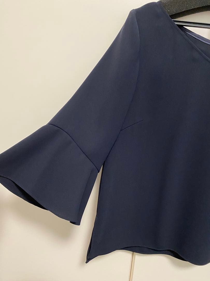 【新品未着用】JUSGLITTY スカートブラウス　セットアップ