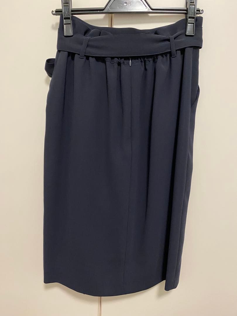 【新品未着用】JUSGLITTY スカートブラウス　セットアップ