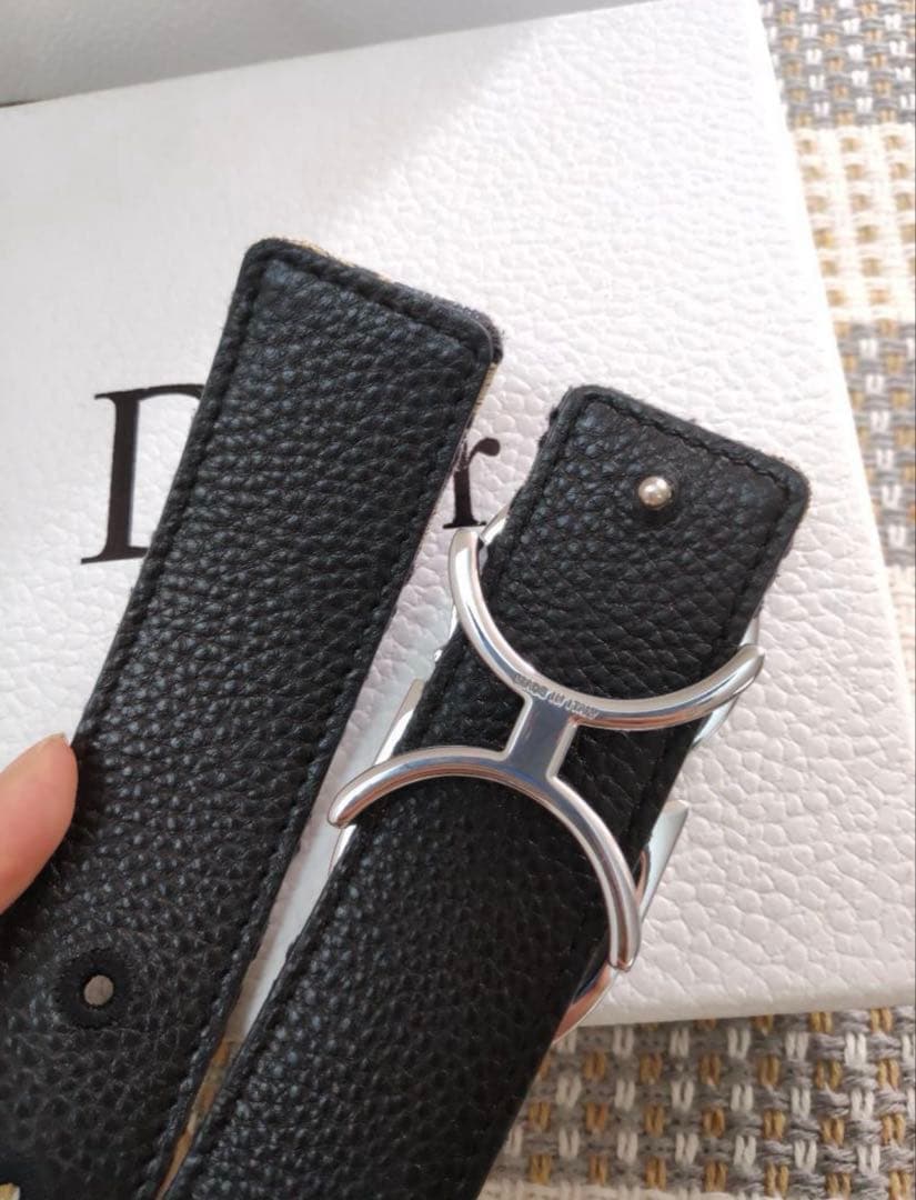 クリスチャンディオール レザーベルト　90ｃｍ