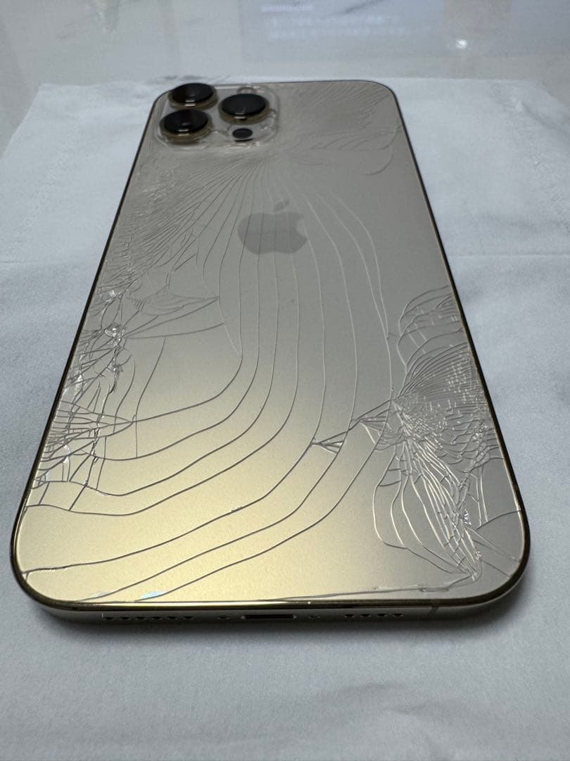 Apple iPhone 13 ProMax ゴールド 本体