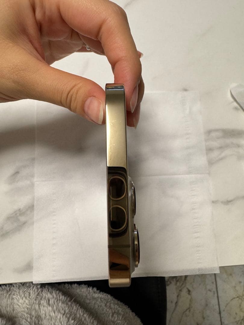 Apple iPhone 13 ProMax ゴールド 本体