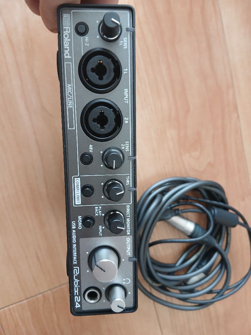 Roland　rubix24