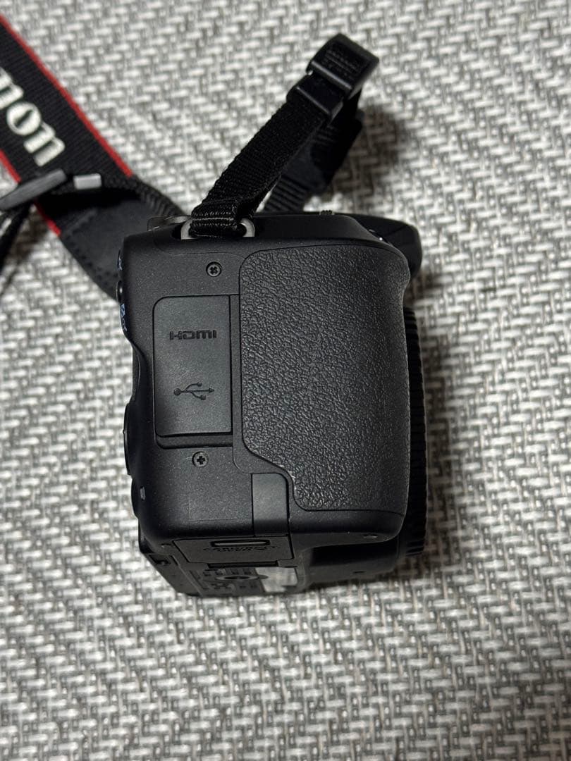 【Canon EOS Kiss X9】デジタル一眼レフ ズームレンズキット