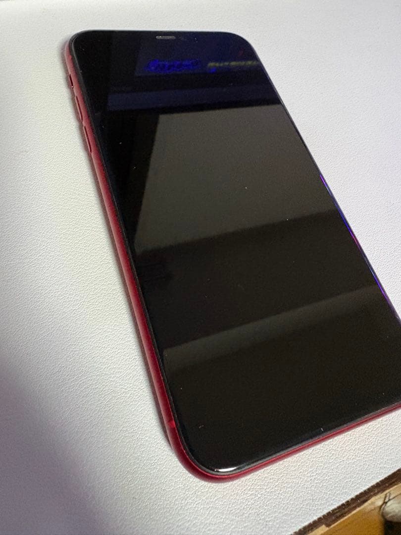 iPhone11 本体 (PRODUCT RED) 128GB カメラ傷あり