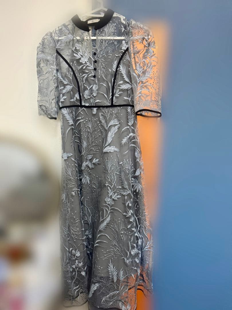 LEJA 花柄刺繍レースチュールパフスリーブAラインワンピースドレス