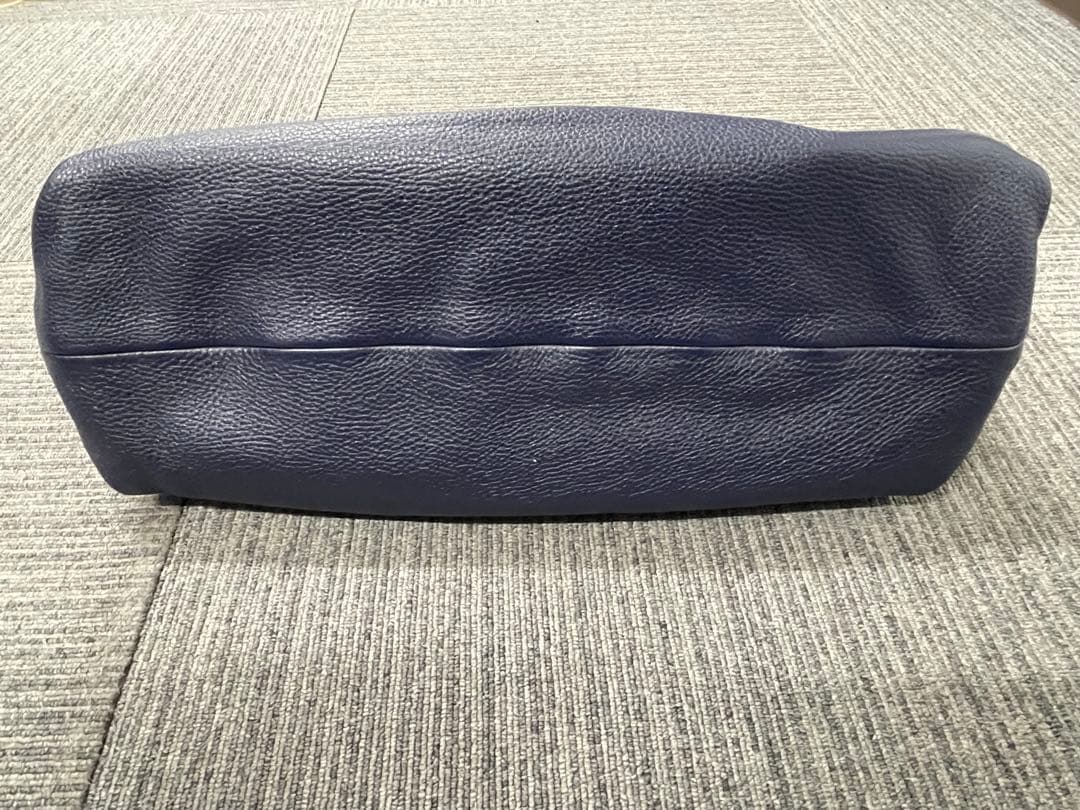 サルヴァトーレ フェラガモ ガンチーニ レザー ワンショルダーバッグ 美品