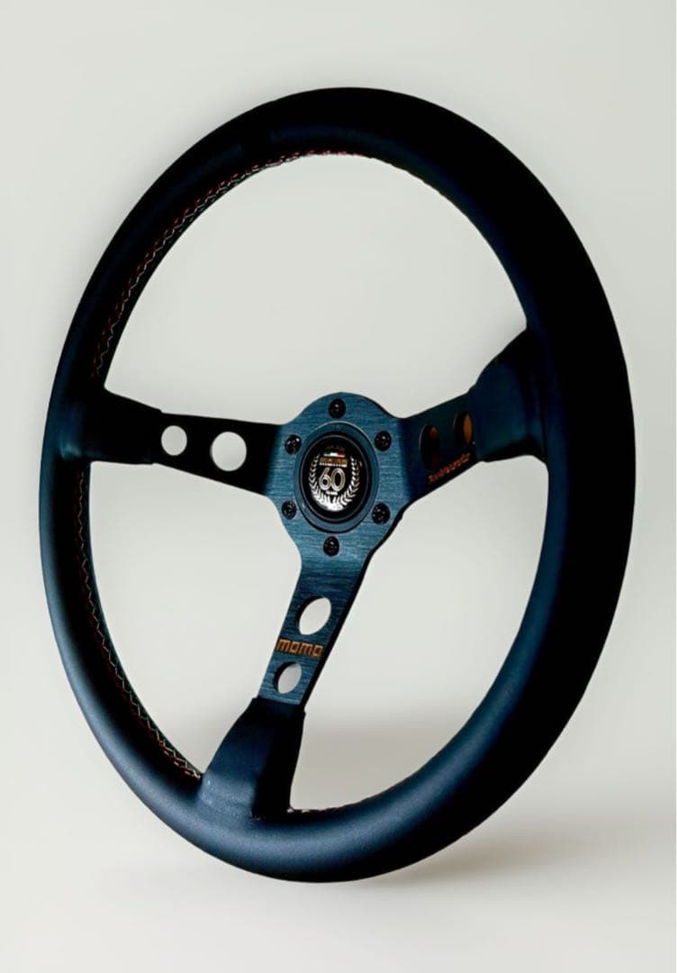 MOMO ステアリング 60周年記念モデル