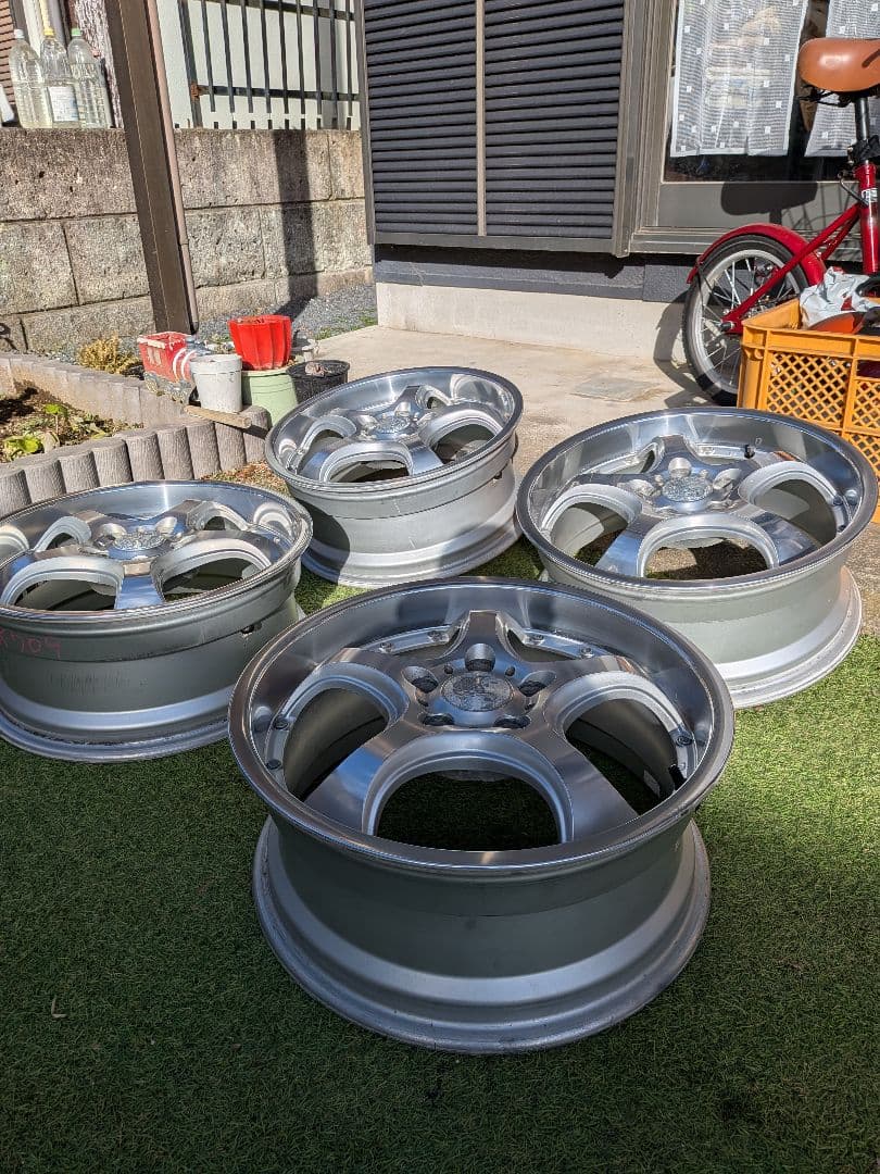 深リム17インチ7J +42 PCD114.3 5穴 4本セット