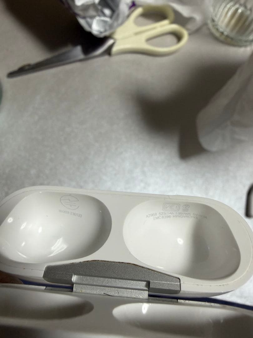 Apple AirPods Pro 本体　usb-c