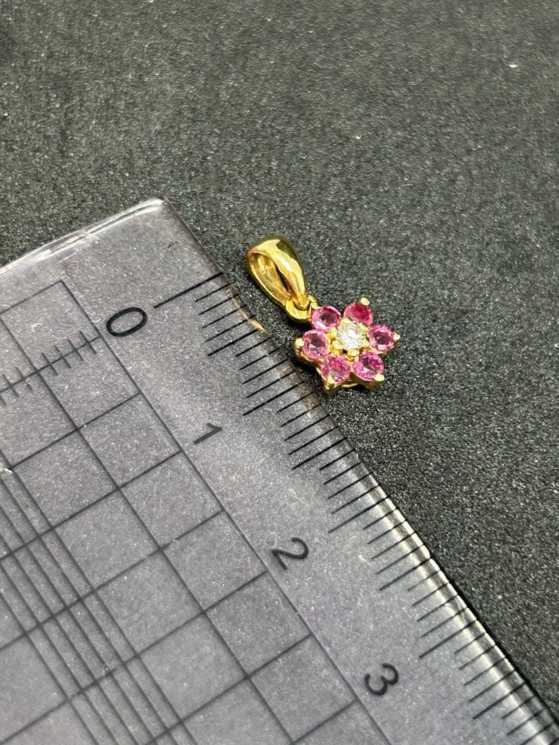 DDS様　K18 トップ　ルビー　ダイヤ　付き　トップのみ　花　ピンク　金