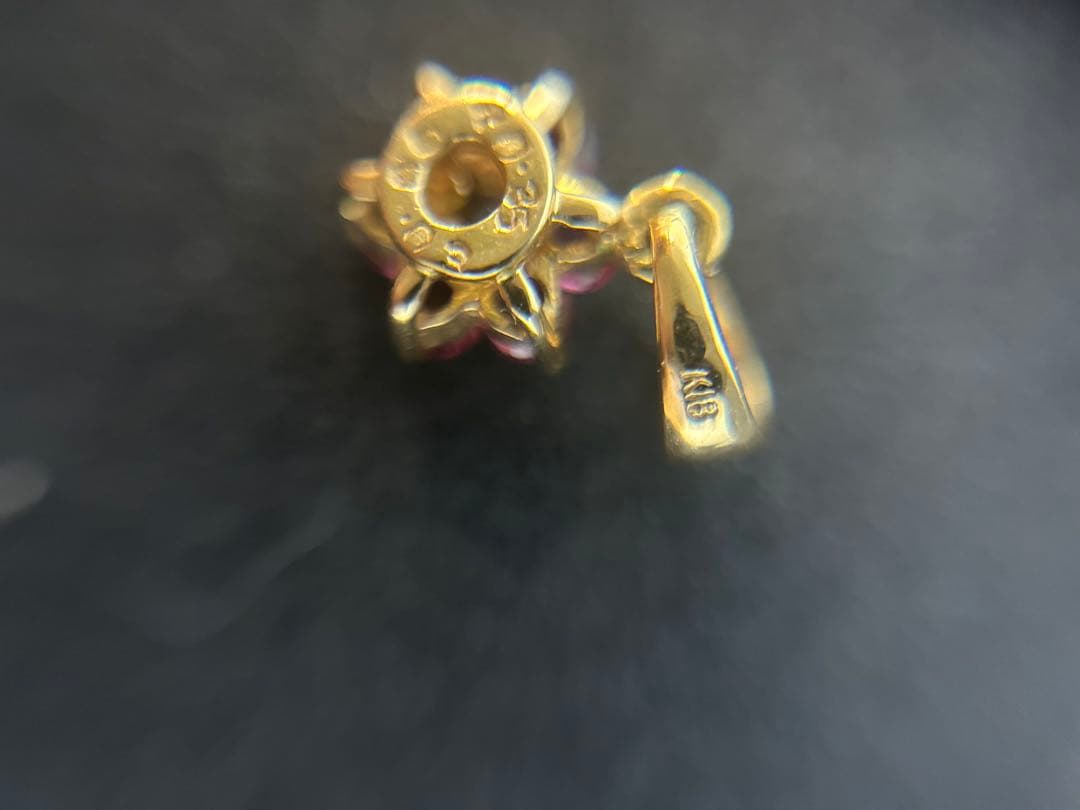 DDS様　K18 トップ　ルビー　ダイヤ　付き　トップのみ　花　ピンク　金