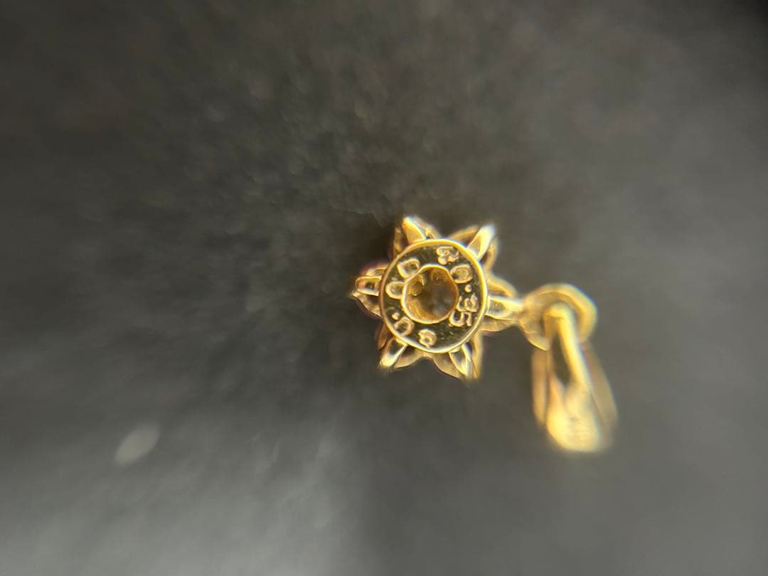 DDS様　K18 トップ　ルビー　ダイヤ　付き　トップのみ　花　ピンク　金