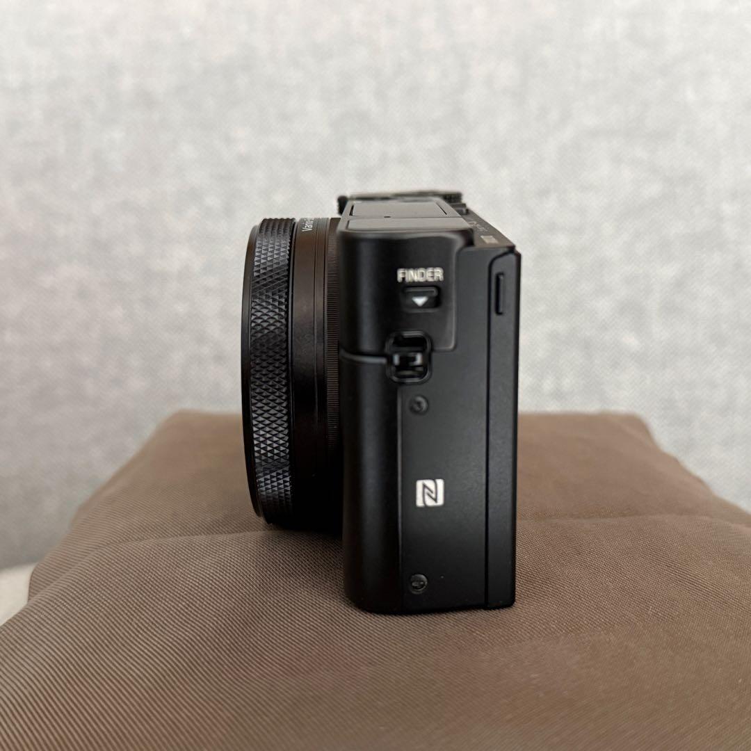 【希少・美品】SONY DSC-RX100M7 (RX100VII)海外版