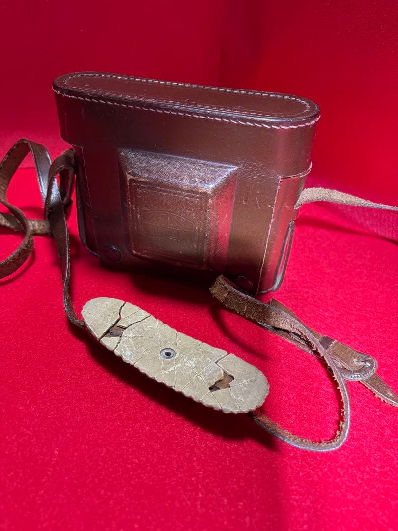 スーパーセミイコンタ(ツァイスイコン社} 純正革製カメラケース有り