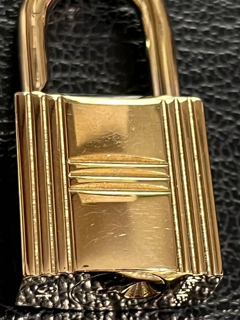 エルメス　ゴールド　カデナ　南京錠　鍵　51 鍵2本付