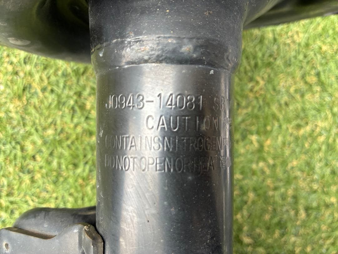 トヨタ純正サスペンションセット アルファード/ヴェルファイア　20系