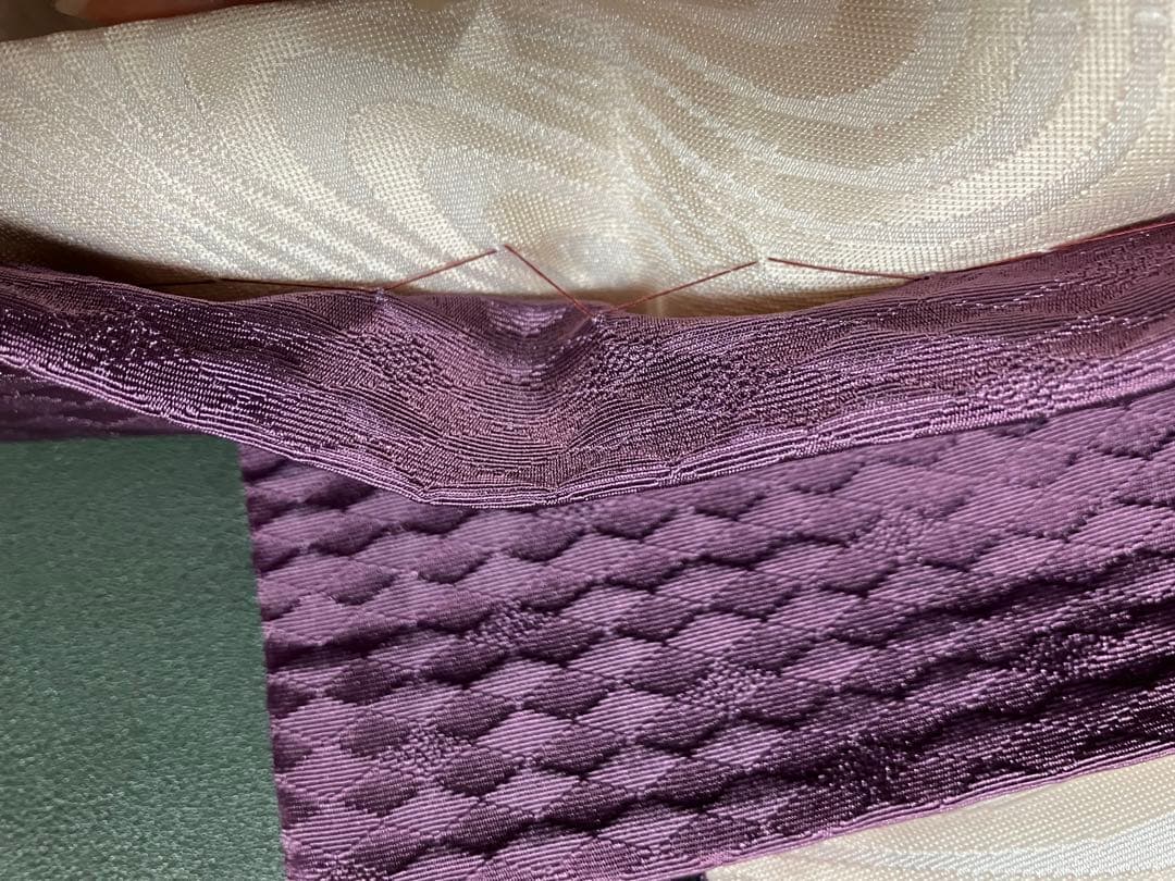 【地紋入高級】金魚模様 正絹 高級半幅帯 リバーシブル 紫 白 クリーム色