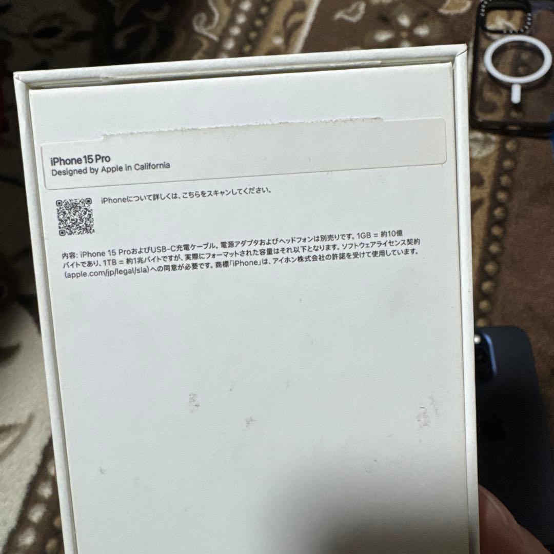 Apple iPhone 15 Pro 本体