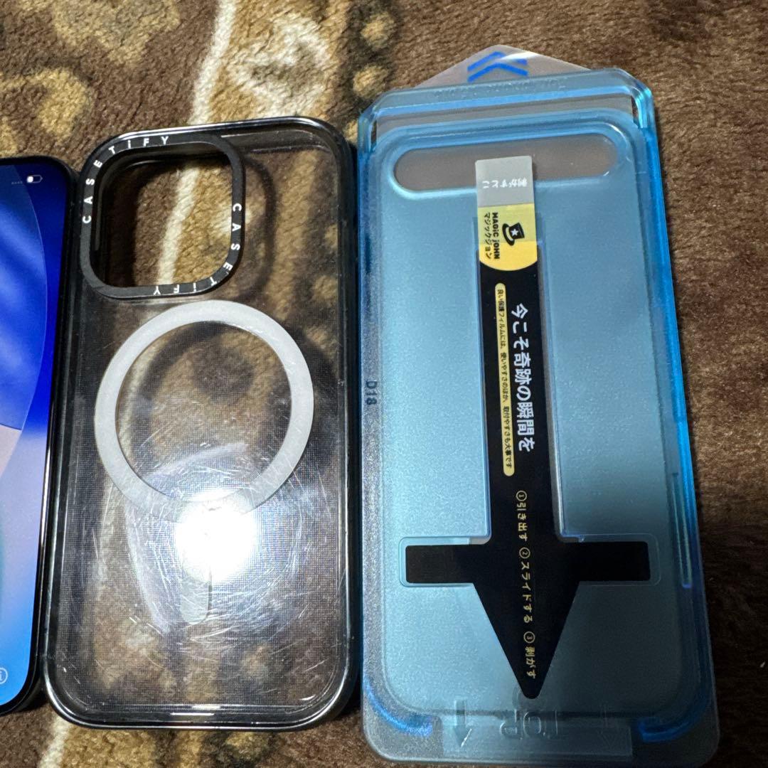 Apple iPhone 15 Pro 本体