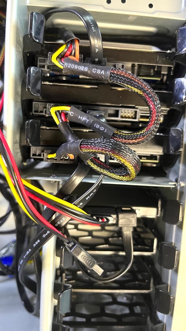 自作PC！AMD A8-7600 HDD1TB×3 TrueNASで自作NAS化