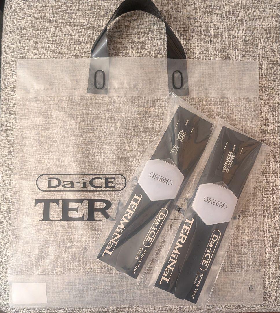 コ*ん様 Da-iCE アリーナツアー 2026 ライト×２個 ショッパー×１枚