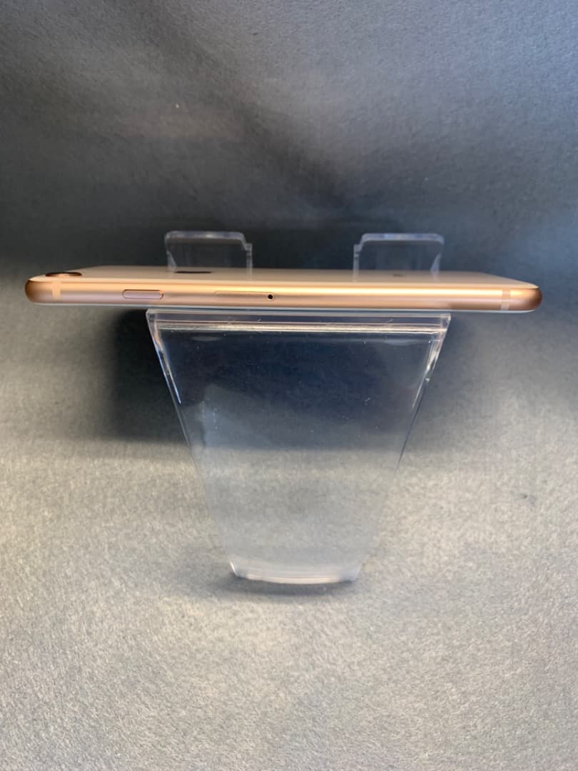 美品 国内版 SIMフリー iPhone8 64GB ゴールド色